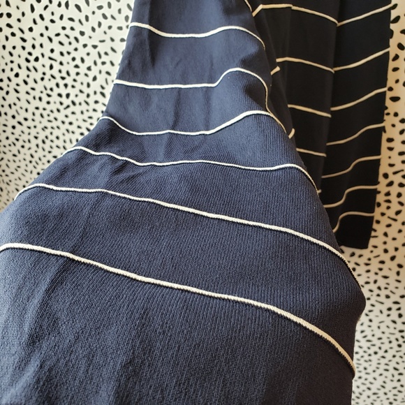 Alice + Olivia Bolton Ottoman Horizontal Pinstripe Navy Sleeveless Small Dress - Picture 10 of 16